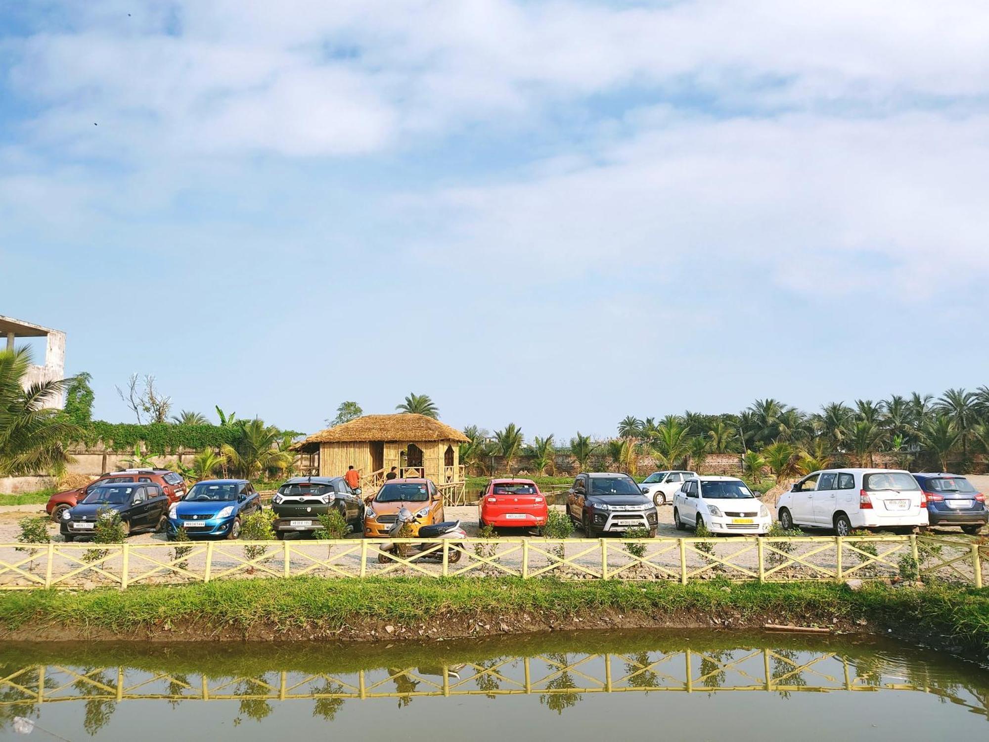 Palli Bangla Resort, Near Ruby Hospital, Anandapur Kalkutta Exterior foto