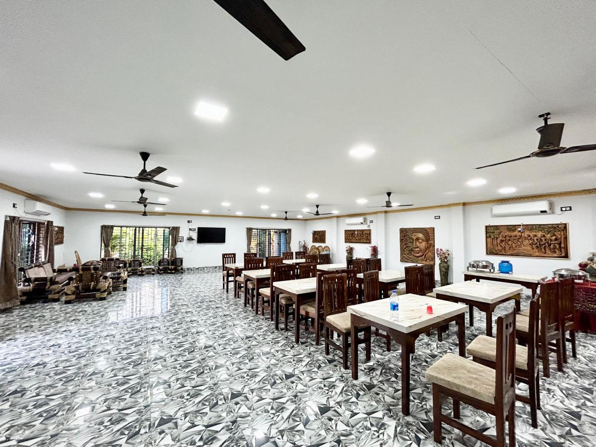 Palli Bangla Resort, Near Ruby Hospital, Anandapur Kalkutta Exterior foto