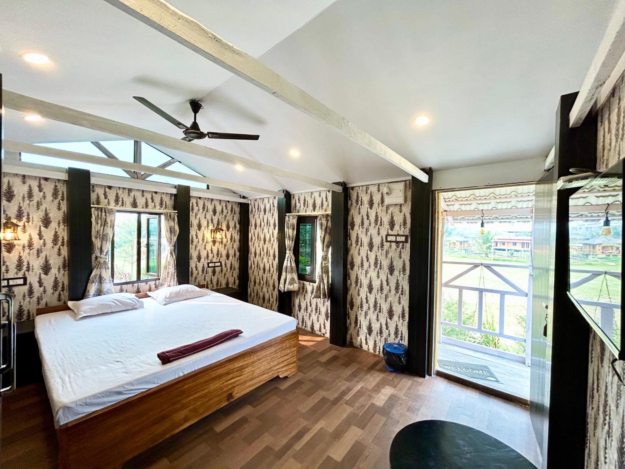 Palli Bangla Resort, Near Ruby Hospital, Anandapur Kalkutta Exterior foto